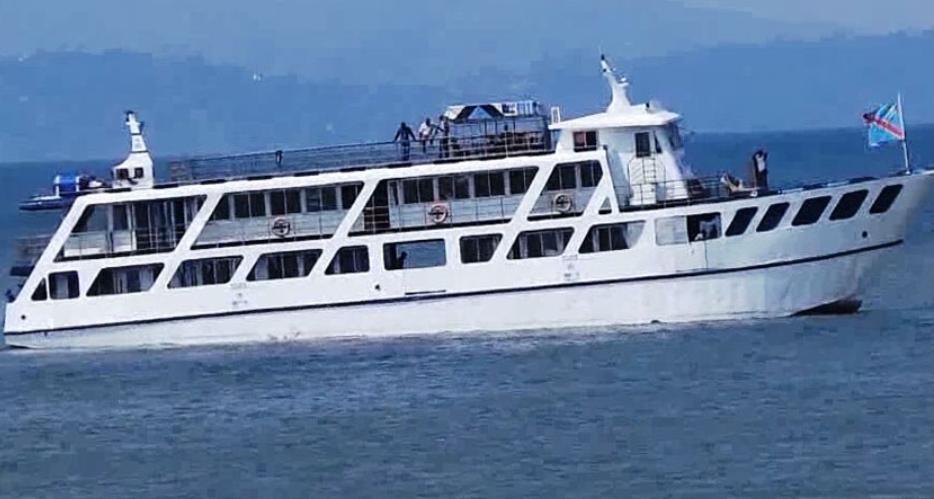 Sud-Kivu : La mesure d&rsquo;interdiction des voyages nocturnes sur le lac Kivu revue par le ministre de transport