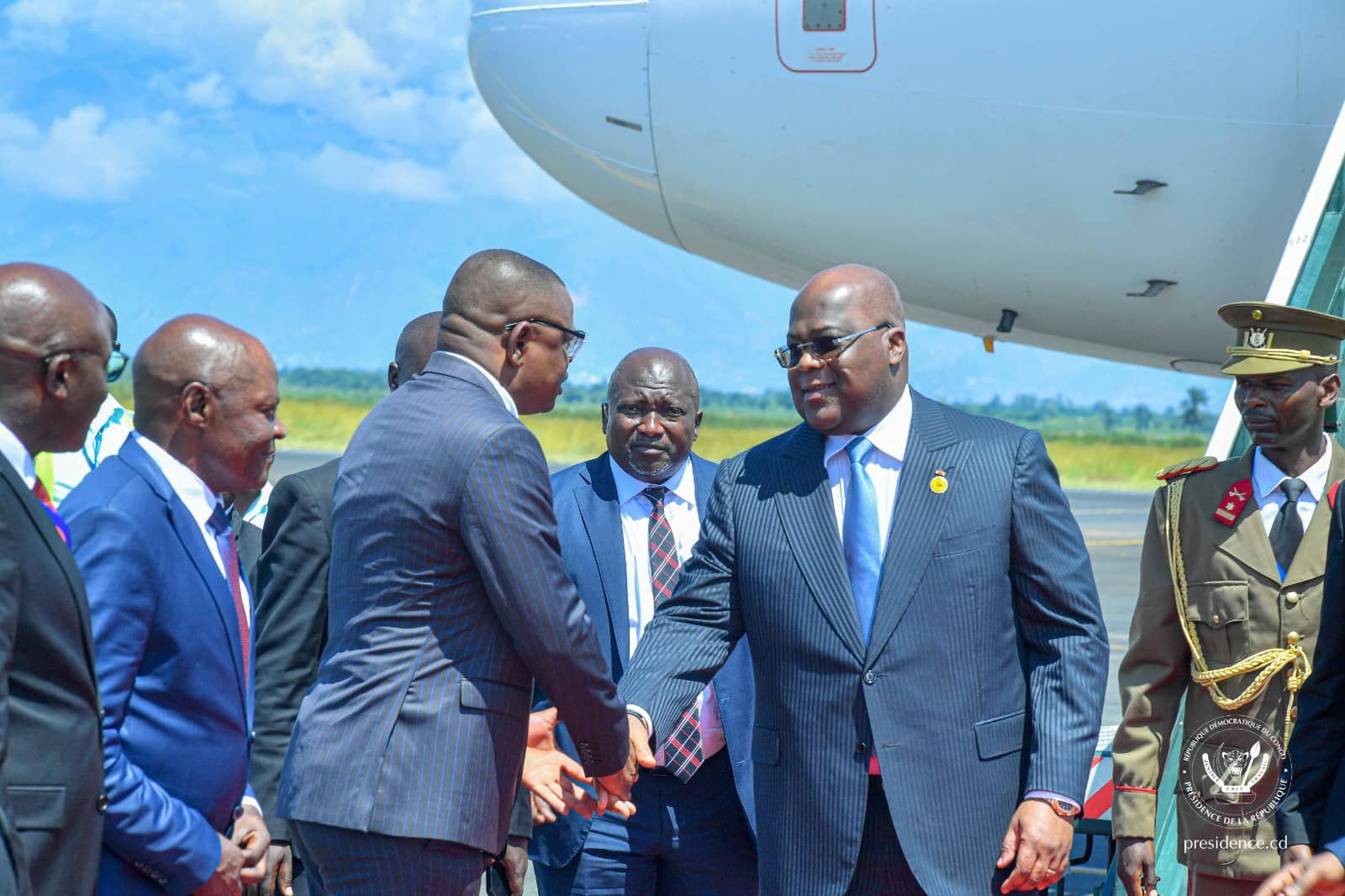 Congo Felix Tshisekedi est arrivé à Bujumbura au Burundu pour participer au sommet des chefs d’Etats d’Afrique signataire de l’accord sur la paix, la sécurité et la coopération ce samedi 06 Mai 2023.